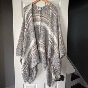 LC Lauren Conrad Women’s Knit Poncho Cardigan Gray Striped One Size